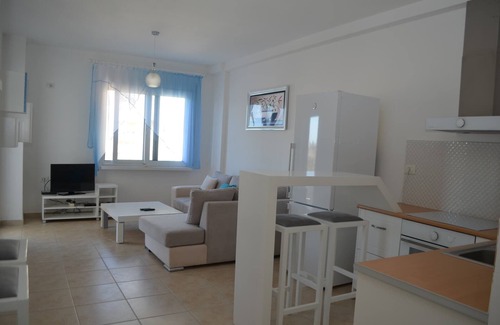 Qender Apartamento | Apartment in Saranda near Sandy Beach
