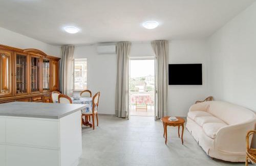 Arzachena Apartamento | Apartment in Sardegna near beach