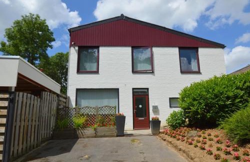 Strucht Apartamento | Apartment in Schin op Geul with Sauna, cleaning included