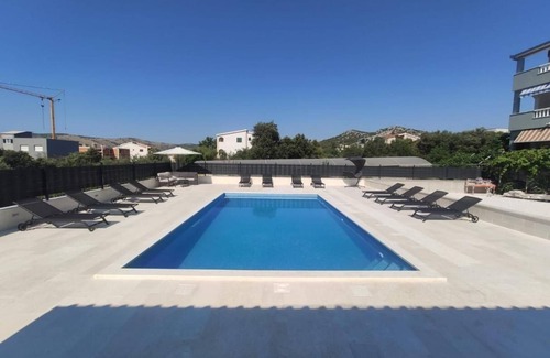 Seget Vranjica Apartamento | Apartamento en Seget Vranjica con Seaview, Balcón, Acondicionador, WIFI (5142-2)
