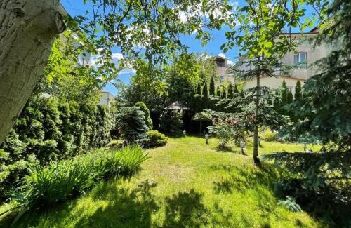 Yavory Apartamento | Apartment in Stunning Private House in Green Center District