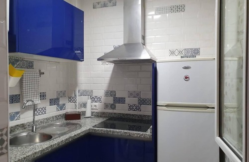 Fontanal-Maria Auxiliadora-Carretera de Carmona Apartamento | Apartamento en el Fontanal, Casa- Patio de vecinos