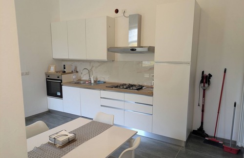 Busto Arsizio Apartamento | Apartment in the center of Busto 400MT from the station for Malpensa and Milan