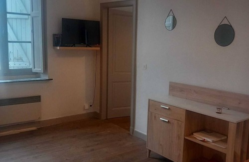 Riscle Apartamento | Apartment in the village center