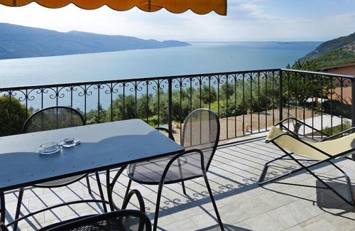 Oldesio Apartamento | Apartamento en Tignale con Vistas al Lago Garda