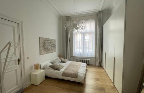 Chatelain Apartamento | Apartment in trendy Chatelain center Brussels area Little Garden Internet wifi