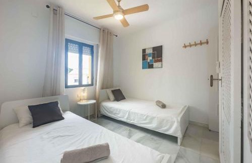 Mijas Apartamento | Apartment in Vacation Resort in La Cala de Mjias