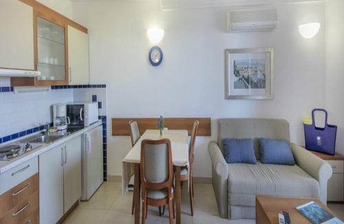 Veli Losinj Apartamento | Apartamento en Veli Losinj junto al mar