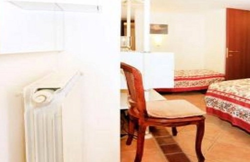 Zona XXX Castel Fusano Apartamento | Apartamento en villa en Roma, zona Macchione di Castelfusano