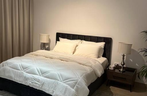 Abu Dhabi Apartamento | شقه 2BHK في ووترإج اطلاله على القناه و حوض السباحه