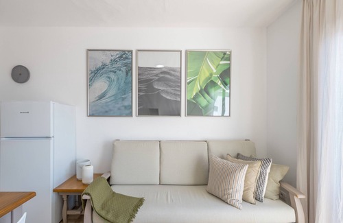 Brena Baja Apartamento | Apartamento 'Isla Bonita- A - 29' con vistas al mar, piscina compartida y Wi-Fi