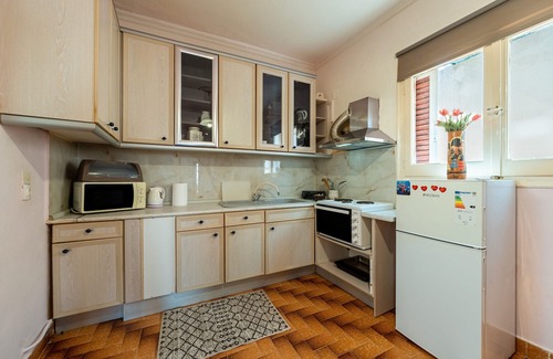 Kavos Apartamento | Apartamento 'Ismini' con piscina compartida, Wi-Fi y aire acondicionado