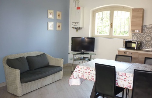 Desenzano del Garda Apartamento | Apartamento Cloe, único y sorprendente.