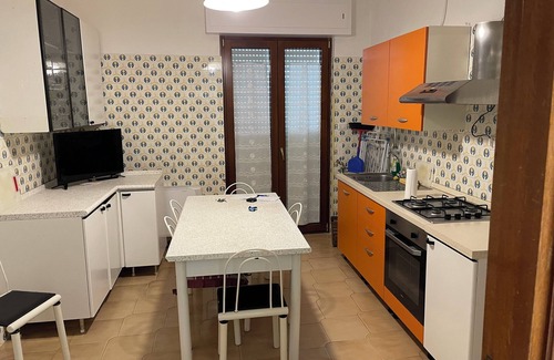 Margherita di Savoia Apartamento | Apartment in quiet residential area overlooking the salt marsh