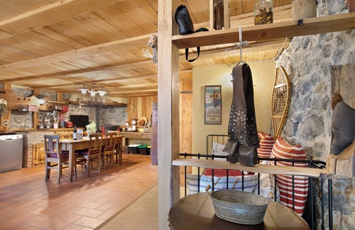 Saint-Rhemy-en-Bosses Apartamento | Apartamento 'La Taverna Dei Due Gufi' con vistas a la montaña, balcón y Wi-Fi