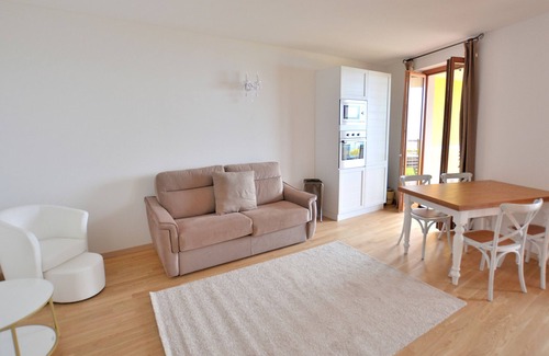 San Zeno di Montagna Apartamento | Apartment Borgo Montagna With Pool