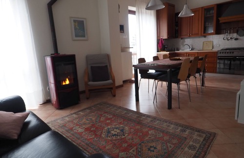San Zeno di Montagna Apartamento | Apartment 'Il Volo' with stunning views of Lake Garda