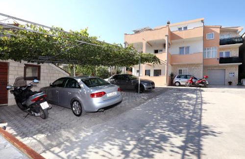 Kastel Sucurac Apartamento | Apartment Ivan