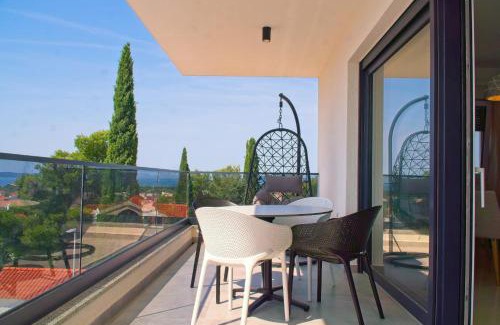 Businci Apartamento | Apartment Ivano with pool & jacuzzi