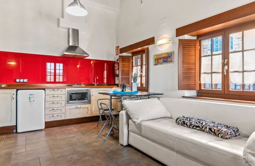 Vegadeo Apartamento | Apartment 'J De Alborada Del Eo' with Mountain View, Private Terrace and Wi-Fi