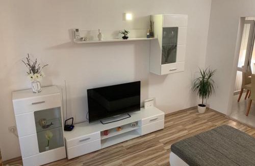 Klenovica Apartamento | Apartment Jana