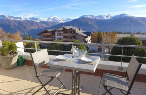 Montana Apartamento | Apartment Jeanne D'Arc Apt- D-33 by Interhome