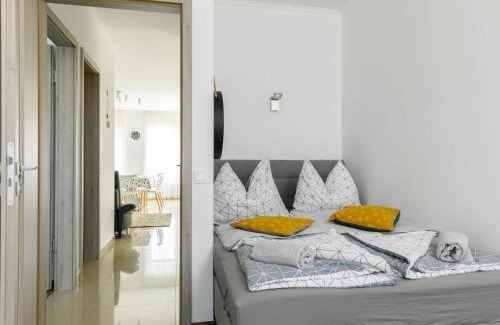 Balatonszarszo Apartamento | Apartment Johann 1 by Interhome