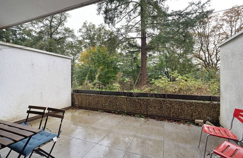 Bad Liebenzell Apartamento | Apartamento 'Kaffeehof 3 - 4 Einzelbetten' con terraza privada y balcón
