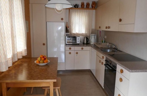 Adelboden Apartamento | Apartamento Krebs by Interhome