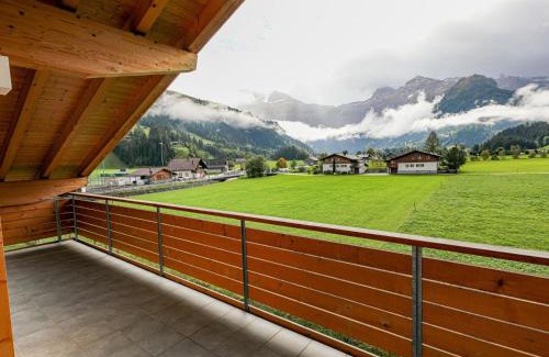 Lenk Apartamento | Apartment Kronenplatz 11 OG by Interhome