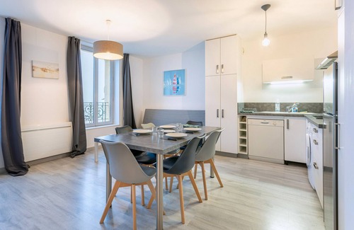 Bourgenay Apartamento | Apartamento 'L'herbaudière Appartement Face Mer' con vistas al mar, piscina compartida y Wi-Fi