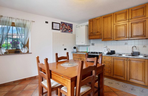 Roisan Apartamento | Apartamento 'La Casa Di Pasky' con vistas a la montaña, jardín compartido y Wi-Fi
