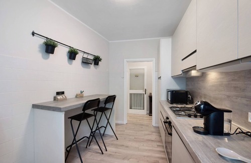 Civenna Apartamento | Apartamento 'La Casa Di Tina - Civenna' con balcón y Wi-Fi