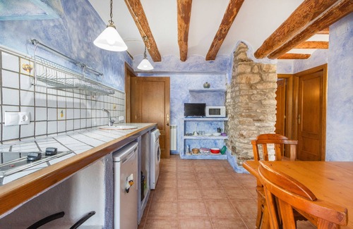 Bellestar Apartamento | Apartamento 'La Coma' con vistas a la montaña, piscina privada y Wi-Fi