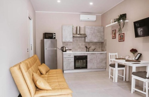 Sesto Calende Apartamento | Apartamento 'La Corta di Silvia 4' con zona exterior y Wi-Fi