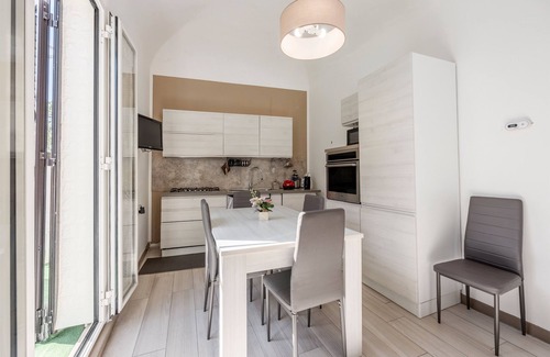 Centro Storico Apartamento | Apartamento 'La Loggia' con Terraza Privada, Wi-Fi y Aire Acondicionado
