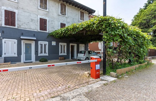 Dossobuono Apartamento | Apartamento 'La Pergola Near Verona' con Wi-Fi y aire acondicionado