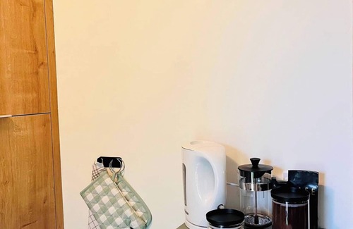 Bielle Apartamento | Apartamento 'La Suite Unique Belle Vue - Jardin' con vistas a la montaña, piscina compartida y Wi-Fi