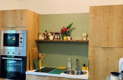 Bielle Apartamento | Apartamento 'La Suite Unique Belle Vue - Jardin' con vistas a la montaña, piscina compartida y Wi-Fi