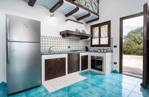 Orosei Apartamento | Apartamento 'La Vela A' con vistas al mar, Wi-Fi y aire acondicionado