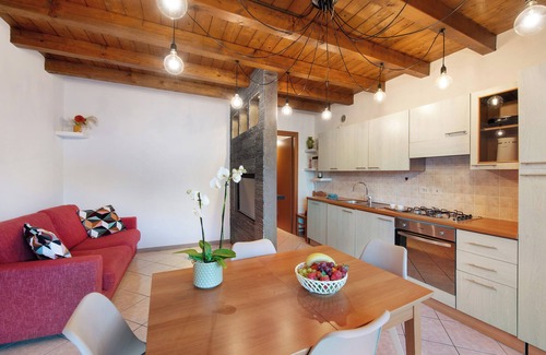 Sulzano Apartamento | Apartamento 'Lake and Love' con vistas al lago, Wi-Fi y aire acondicionado