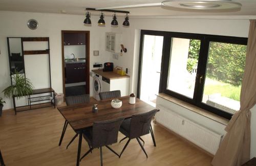Mainz-Bingen Apartamento | Apartment "Lavendel Garten"