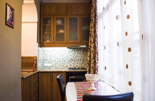 Tbilisi Apartamento | Apartamento Lazga, en el corazón de Tbilisi