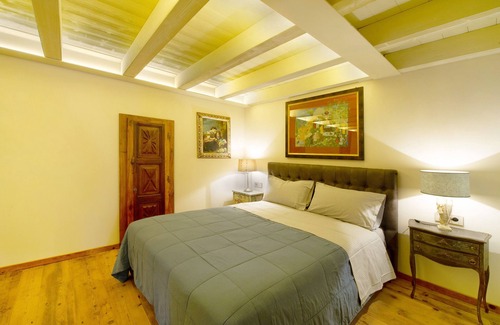 Arvier Apartamento | Apartment 'Le Bourg Charmant - Soleil d’été' with Mountain View, Shared Garden and Wi-Fi