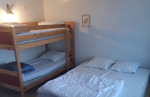 Pla d'Adet Apartamento | Apartment 'Le Petit Coin De Montagne' with Mountain View, Private Terrace and Wi-Fi