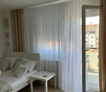 Inija Apartamento | Apartment Leona