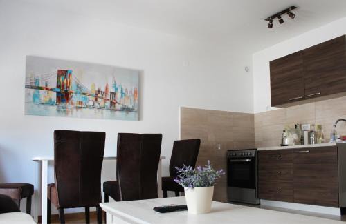 Vozdovac Apartamento | Apartment Leonis