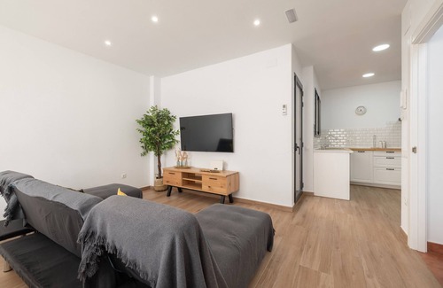 Camarles Apartamento | Apartamento 'Les Carolines' con terraza privada, Wi-Fi y aire acondicionado