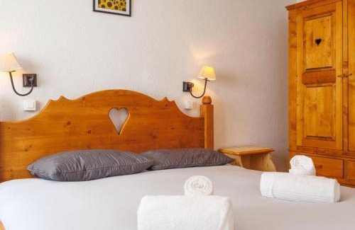 Val d'Illiez Apartamento | Apartment Les Cimes by Interhome