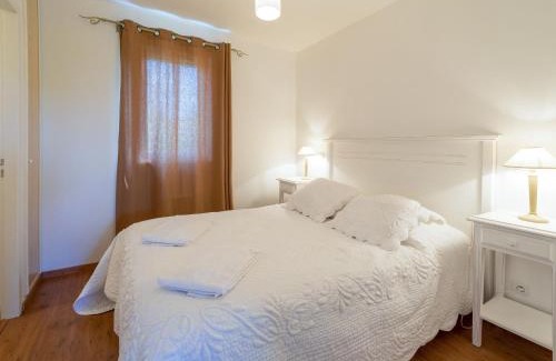 Parentis-en-Born Apartamento | Apartment Les Cottages du Lac T4 Premium by Interhome